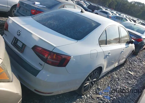 2016 Volkswagen Jetta 1.8T Sport z USA, uszkodzony, nr VIN 3VWD17AJ9GM386551